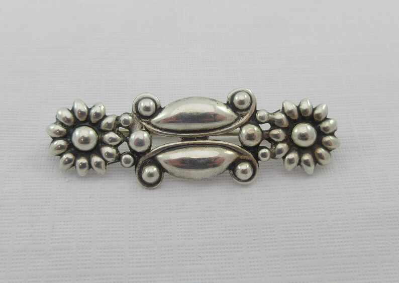 Sale Sterling Silver Art Nouveau Style Floral Bar Brooch