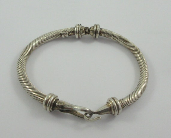 Sterling Silver Striated Bangle Bracelet Hook Clasp -  Canada