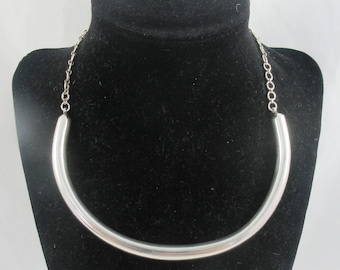 Modernist Sterling Silver Curved Bard Choker Chain Necklace