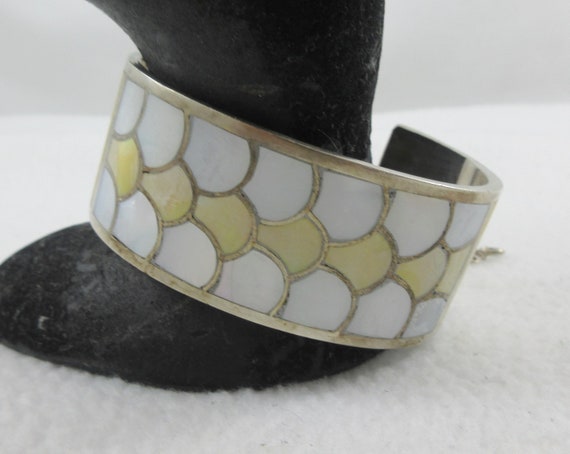 So Rare Solid Shell Cuff Zuni Moaic Turquoise Coral Bracelet So Rare Solid Shell Cuff Zuni Moaic Turquoise Coral Bracelet