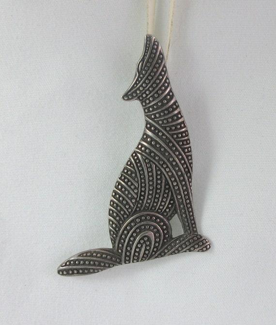 Sterling Silver Stylized Patterned Wolf Brooch or… - image 6