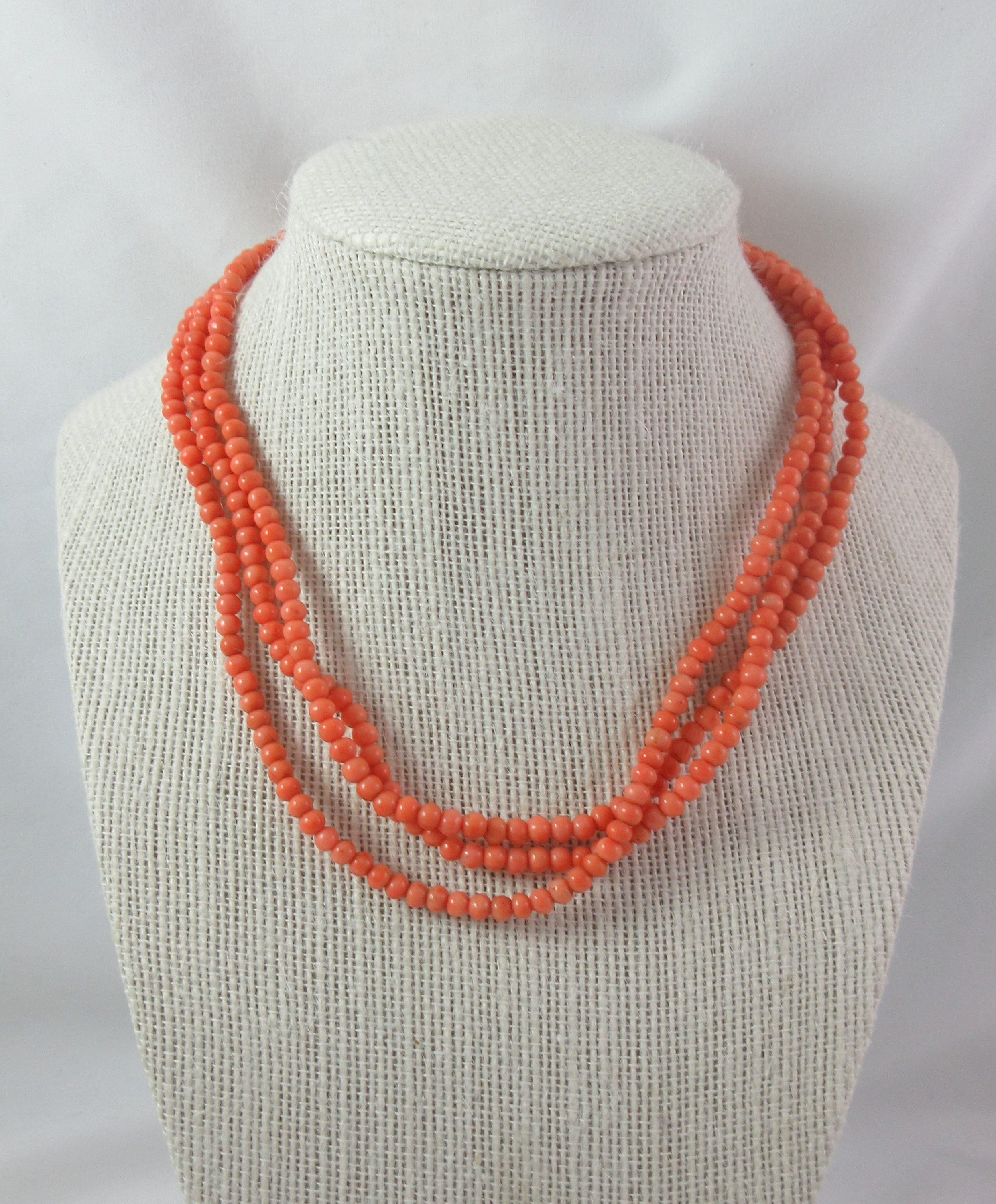 Collier 3 Rangs En Corail Naturel Rose - Perles 6mm, 350 Carats - Fermoir Camée - Neuf