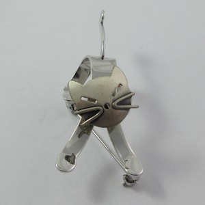 Beau 3D Modernist Sterling Silver Cat Brooch w. Moveable Head