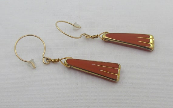 Long 10k Yellow Gold Red Glass Dangle Earrings - image 6