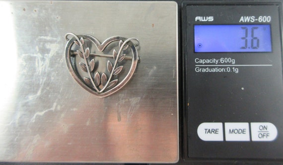 【美品・箱付き】ジョージジェンセン／ハート・植物 ブローチ SV925／242B 美品・箱付き】ジョージジェンセン／ハート・植物 ブローチ SV925