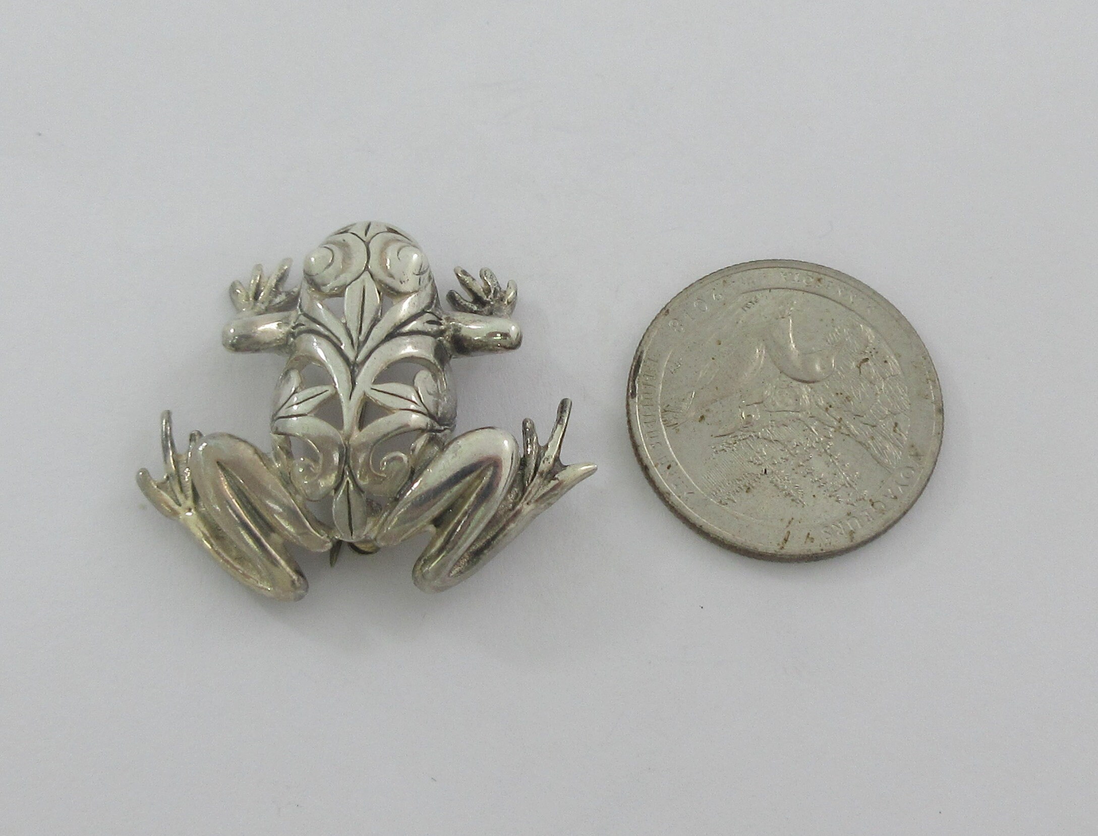 ✧刻印有✧ 925 シルバー ヴィンテージ ブローチ カエル frog