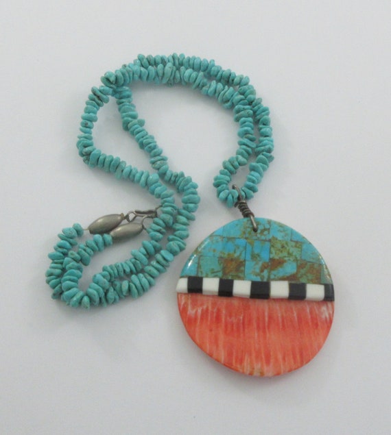 One Of The Best Santo Domingo Circular Shell Turquoise Necklace One Of The Best Santo Domingo Circular Shell Turquoise Necklace