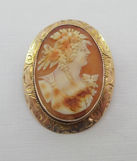 10k on sale cameo brooch