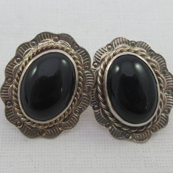 Southwestern Style Nakai Sterling Silver Floral Onyx Studs