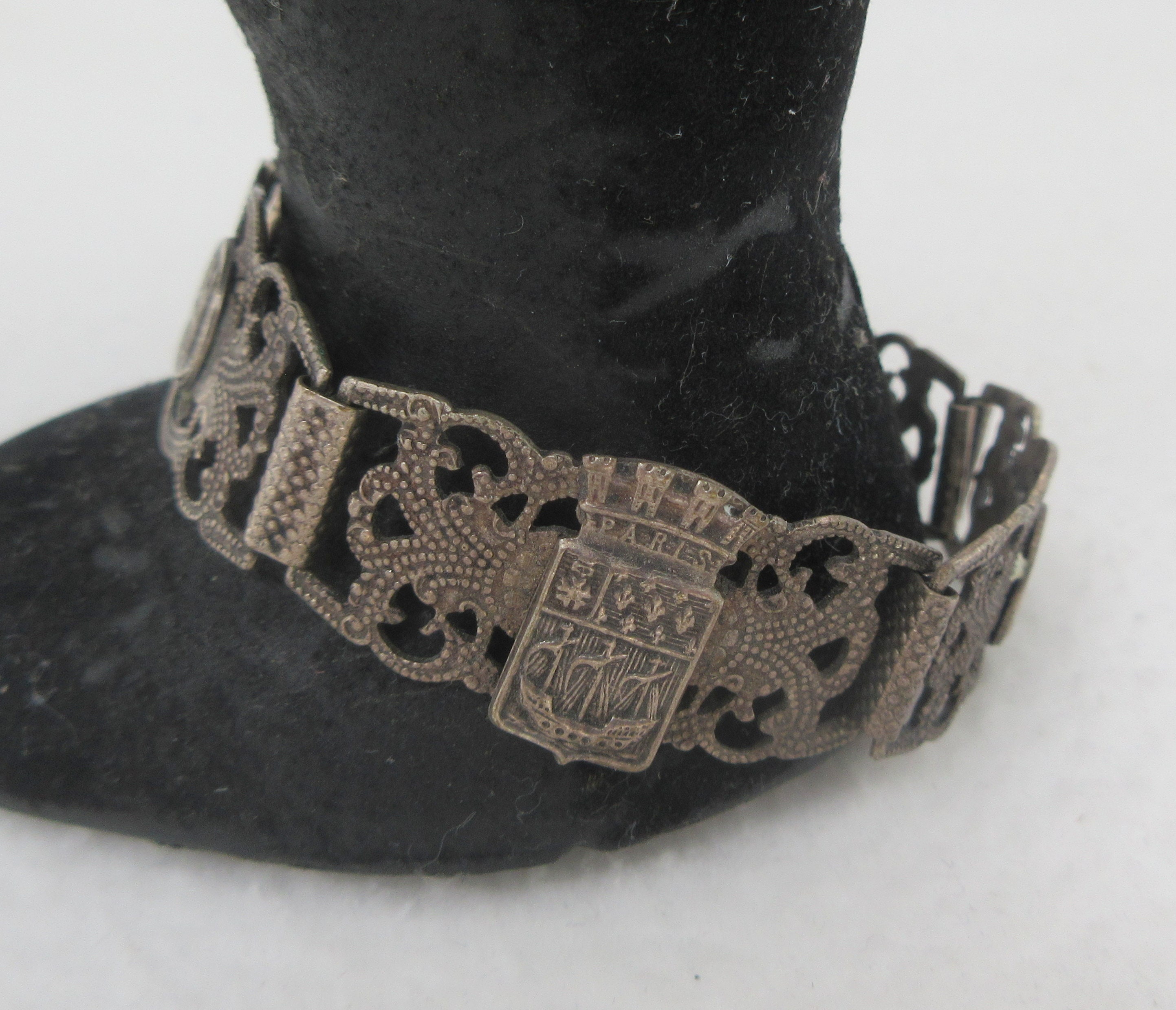 Filigrane Depose French Landmarks Silver Tone Touristic