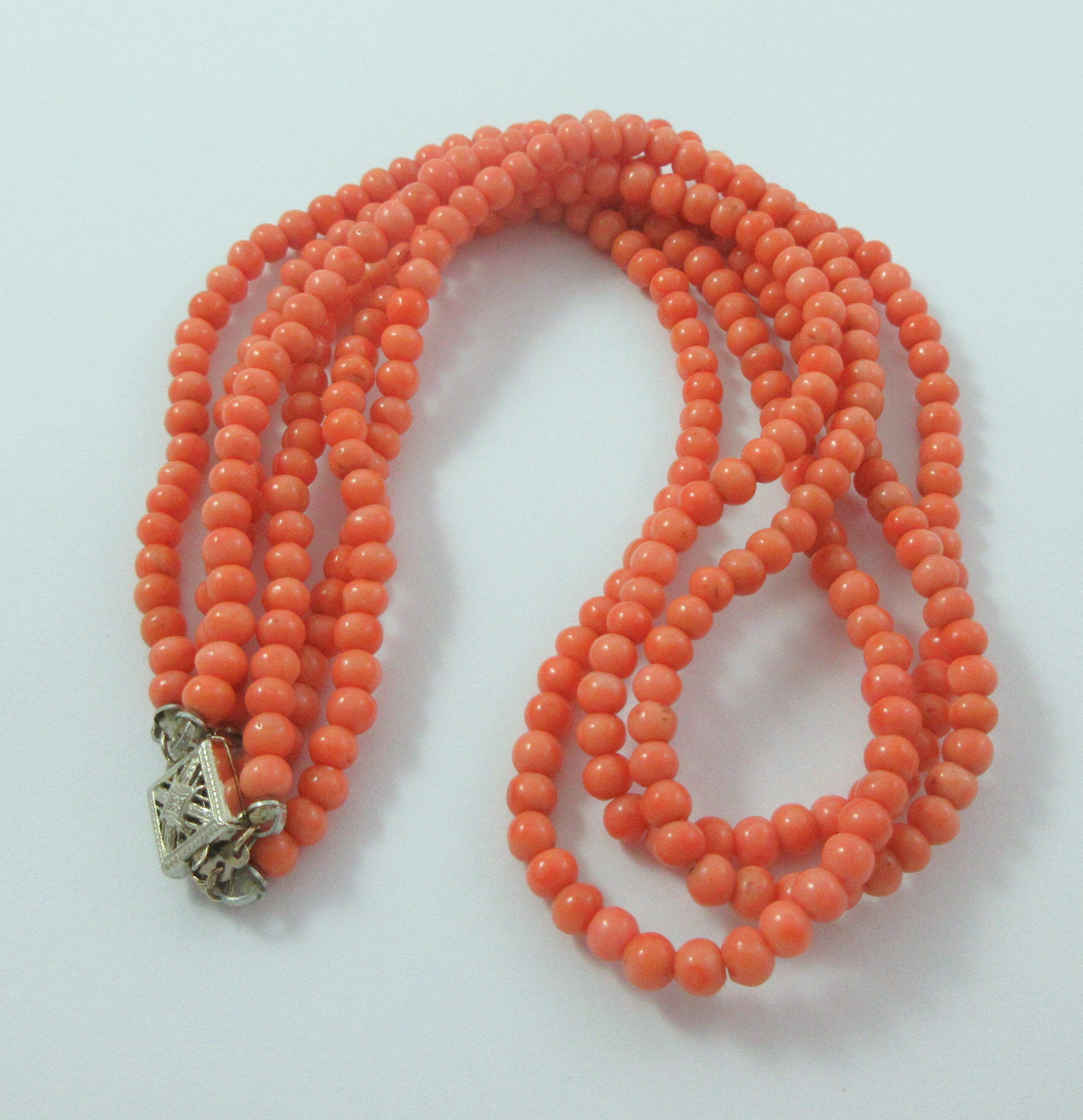 Collier 3 Rangs En Corail Naturel 100% - Perles 6mm, 350 Carats - Fermoir Camée - Neuf Italie