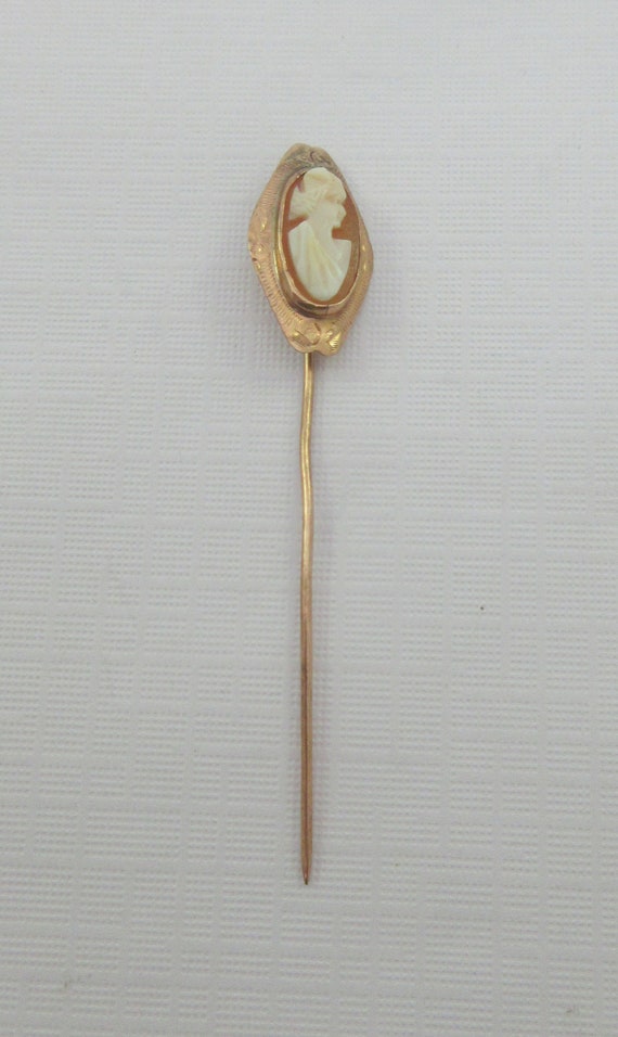 10k Yellow Gold Etched Cameo Hat Pin - image 3