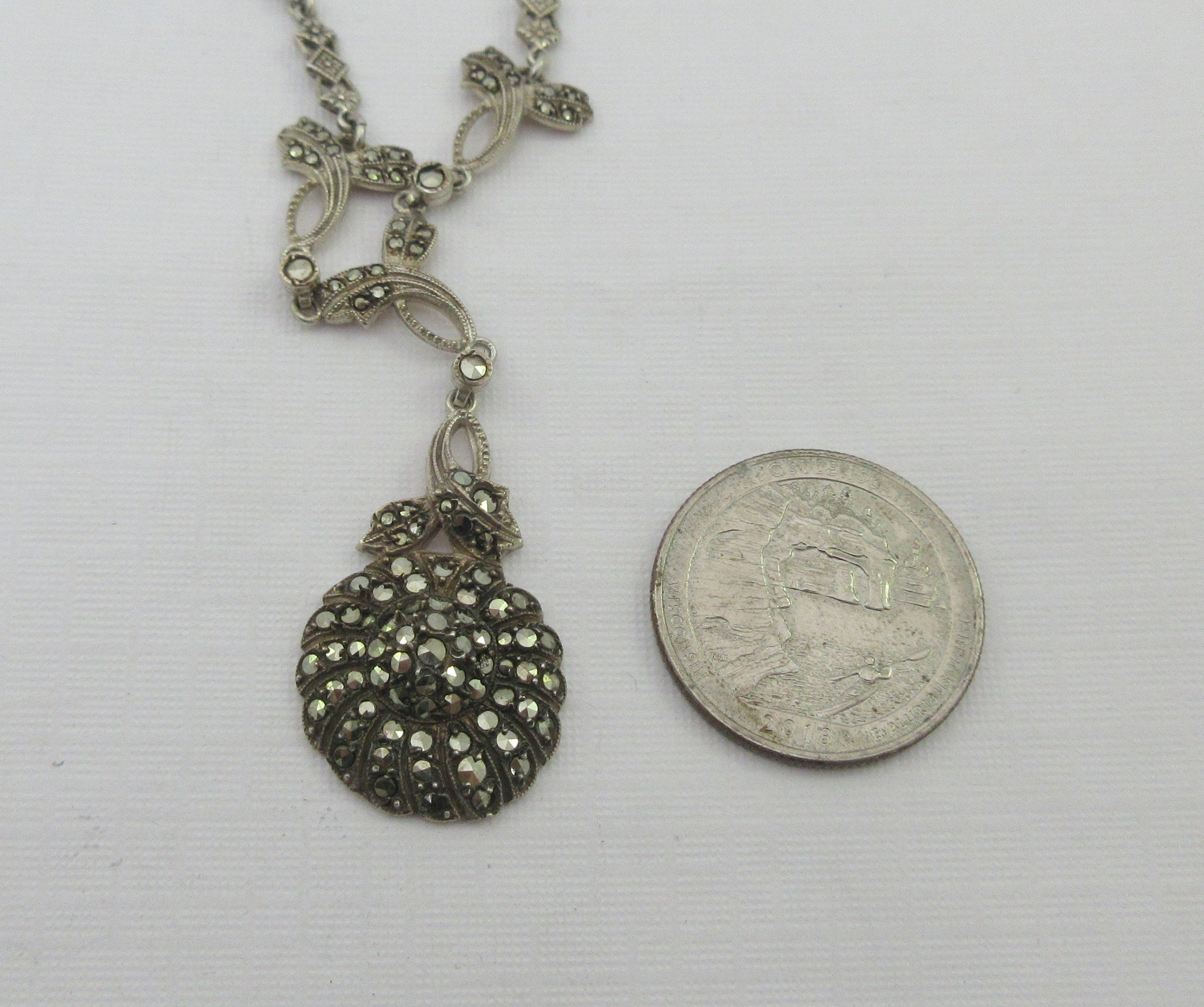 アールデコ スターリングシルバー 非対称フラワー マーカサイト 