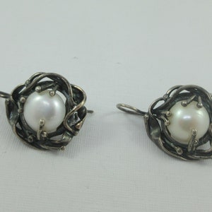 Sterling Silver Nest Freshwater Pearl Dangle Earrings