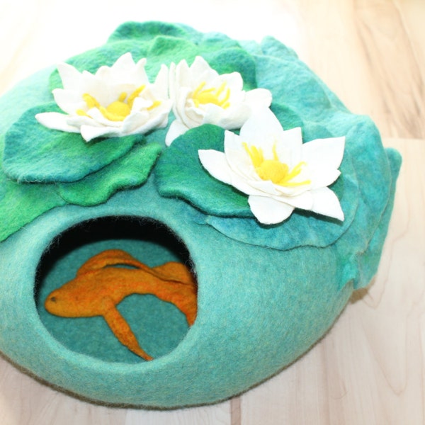 Cat cave "Monet lily garden ", cat bed, cat home, cat house felted wool colorful, pets house