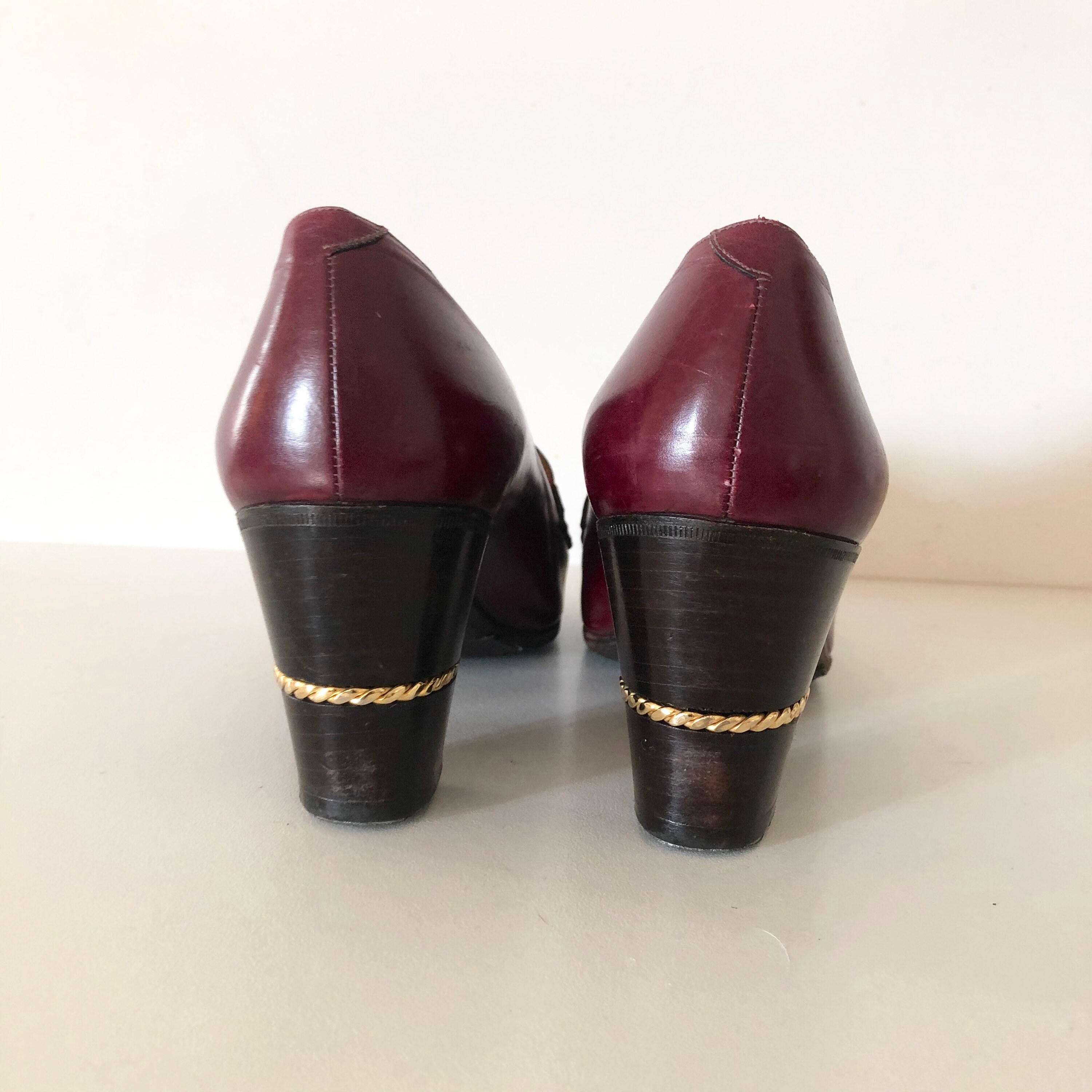 CELINE Vintage Burgundy Leather and Gold Link Chain Heels