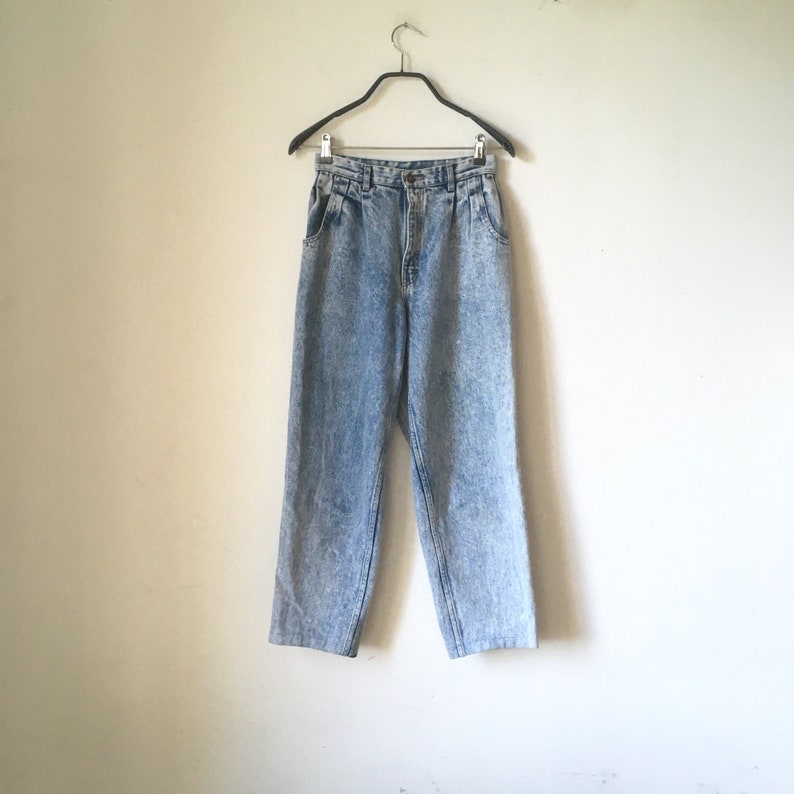 pleated denim jeans