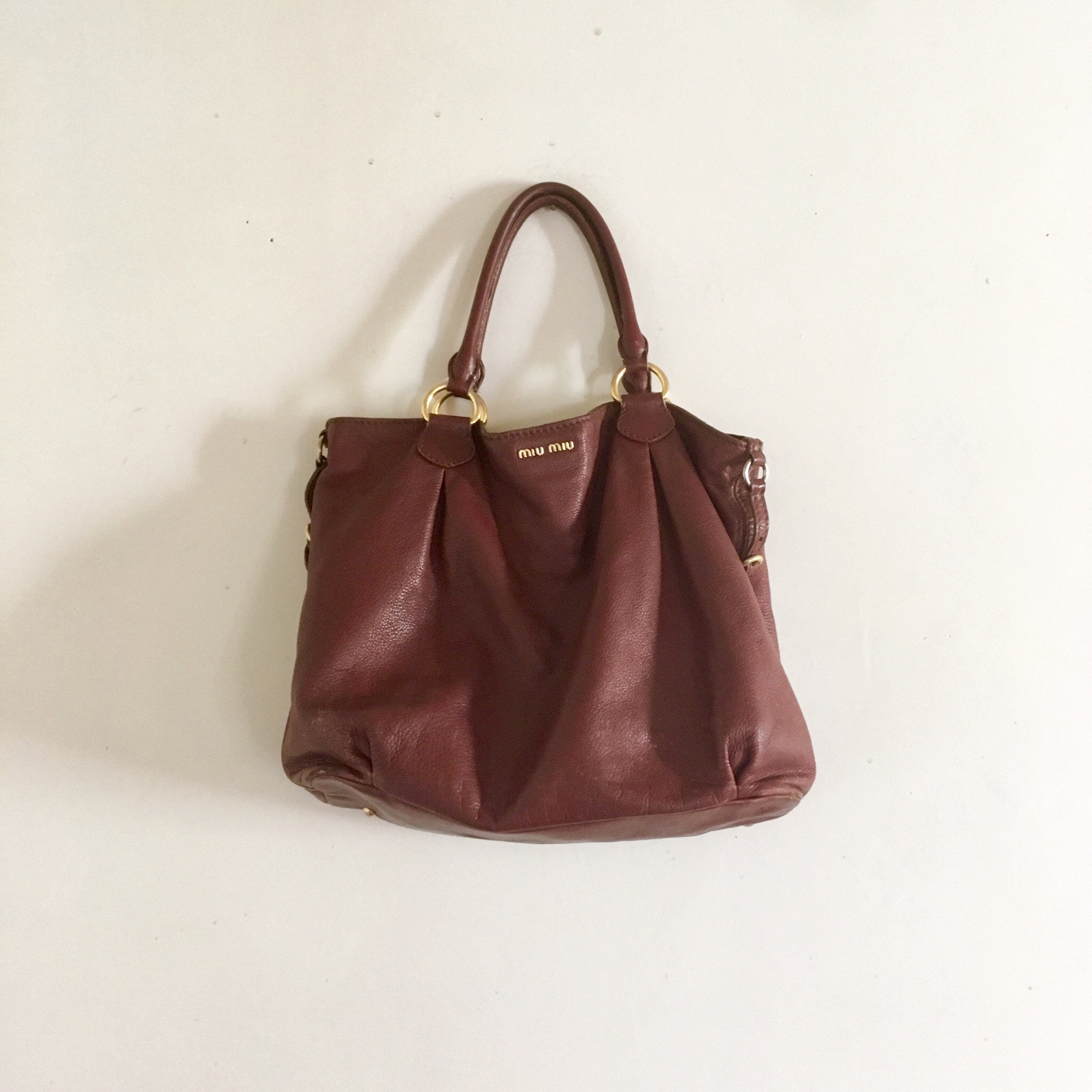 2000s VINTAGE MIU MIU leather hand bag-