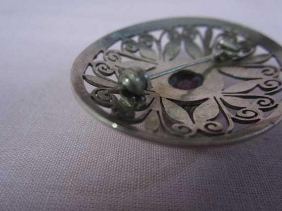 Broche Ancienne En Argent Massif Poinçonnée Avec Pierre - Occasion Vintage