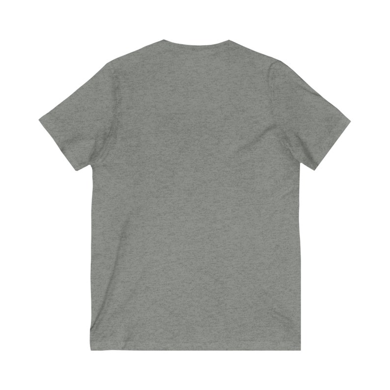 Camiseta unisex de manga corta con cuello en V y flores de acuarela del estado de Carolina del Norte imagen 8