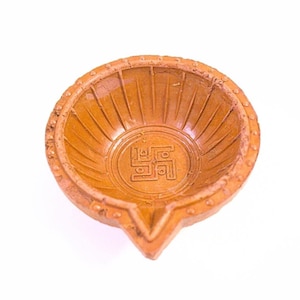 10.5cm Hindu Swastika Clay Diya, Unpainted Earthen Red Primed Terracotta Candle Holder, Pottery Decor