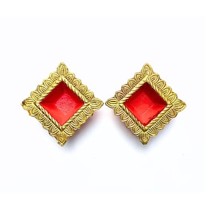 Square Diya Terracotta 4 Directional Candle Holder, Red Gold Puja Clay Pot Earthen Lamp