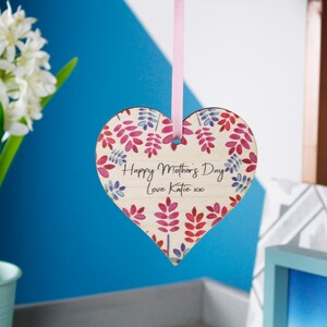 Feliz Día de la Madre Floral Decoración Corazón de Madera - Regalo del Día de la Madre - Regalo para mamá - Gracias Mamá