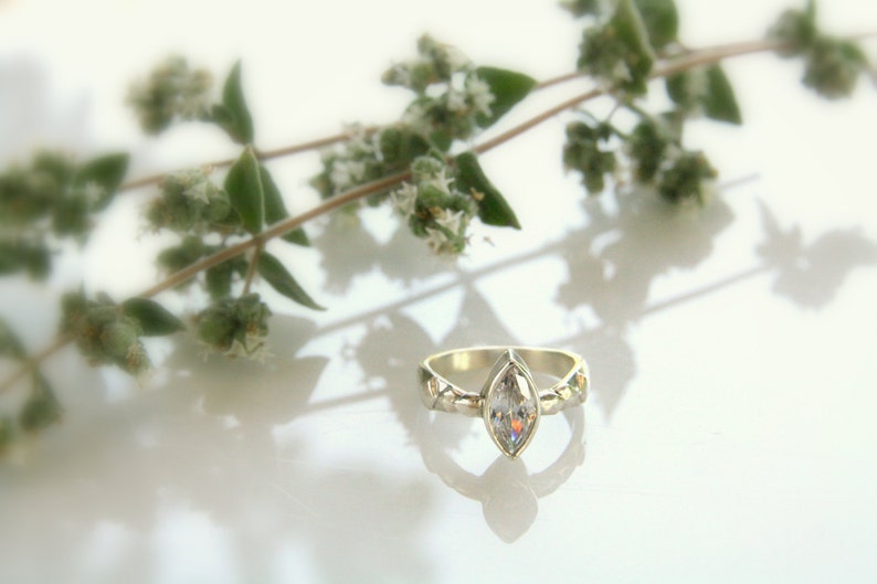 Solitaire ring-Silver ring-Zirconia ring-Mmarquise zirconia ring-Engagement ring-Statement ring-Statement jewelry