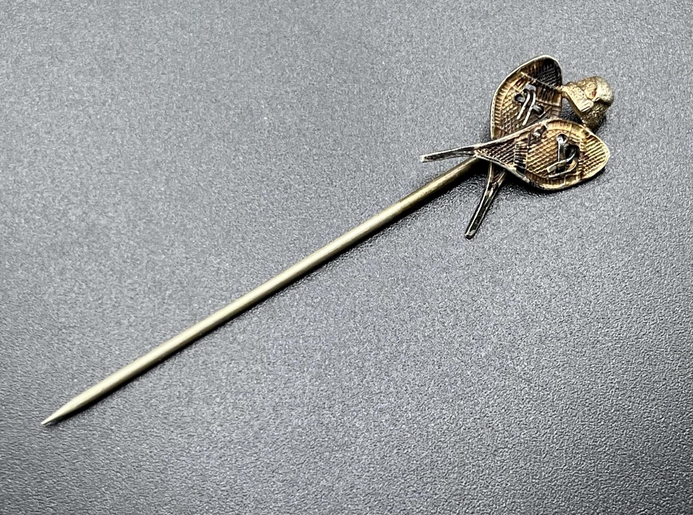 Vintage snow shoes and hat stick pin, snowy, circa 1910s to 1920s. Cravat pin.  Bridegroom. coat pin, 1900s