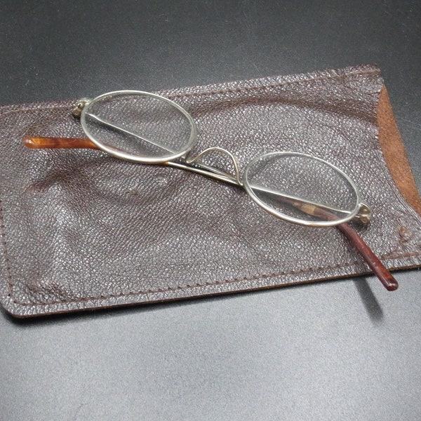 Antique Steel rimmed spectacles in leather case 1920s/30s. Theatre Prop. Retro glasses. Optical collectible