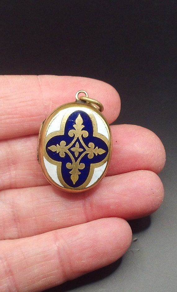 Antique English Victorian mourning pendant, gold … - image 1