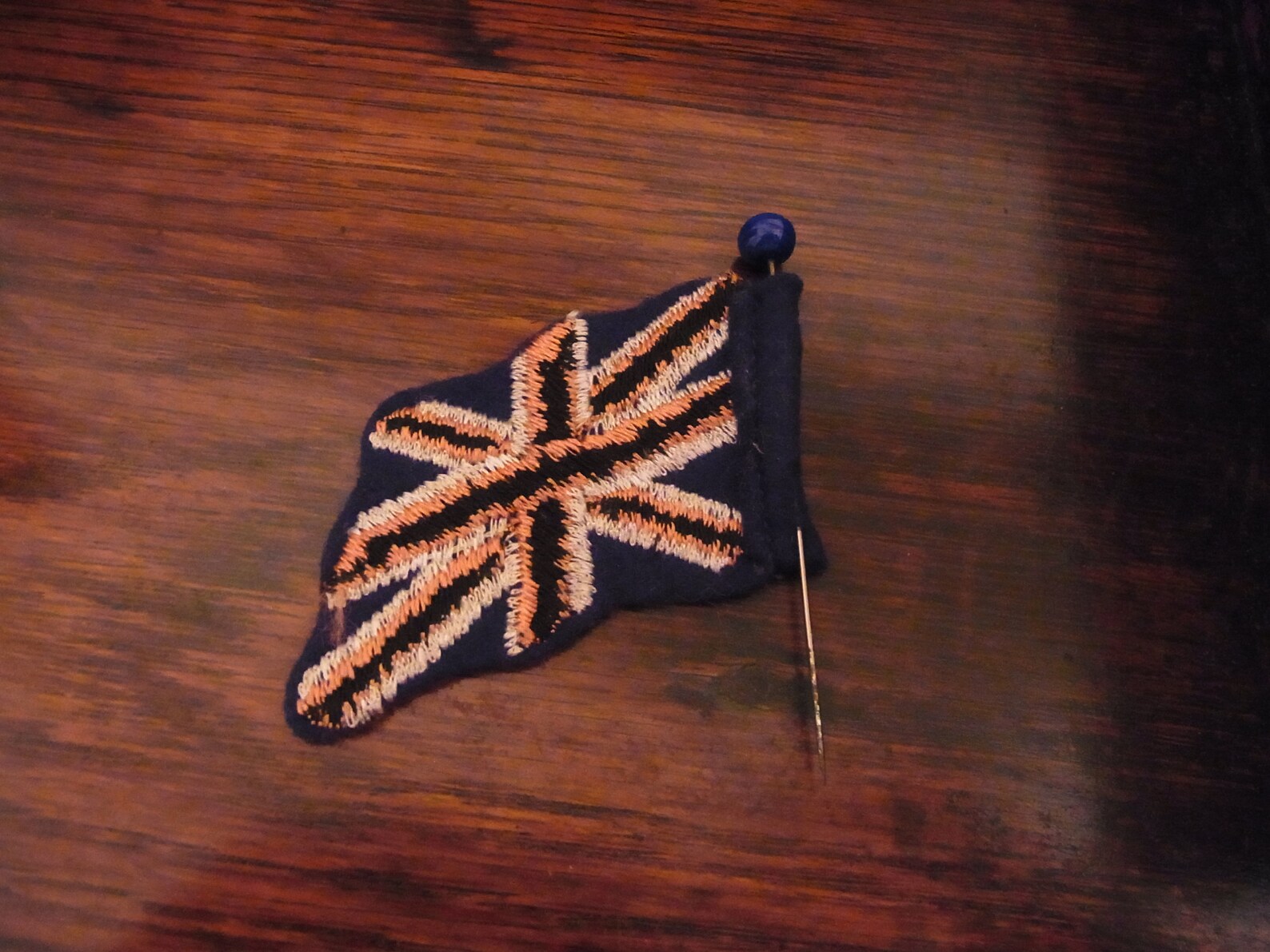 Vintage Coronation Pin or Badge Circa 1950s Queen Elizabeth II Etsy UK