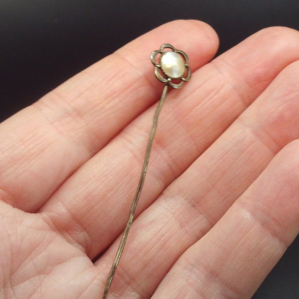 Victorian or Edwardian silver and Mother of Pearl flower stick pin. English tie pin circa 1900s. Cravat pin.1900s Clothing jewellery