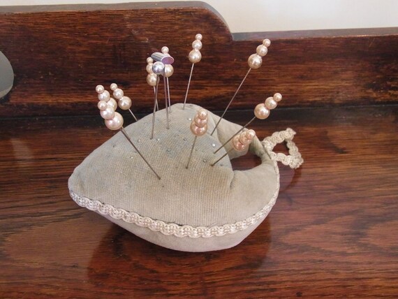 Vintage handcrafted heart shaped pin cushion 12 as
