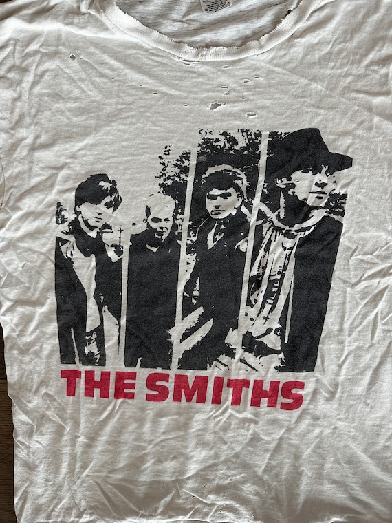 Vintage Smiths Thread Bare T-shirt - Etsy