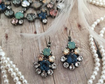 Navy Chandelier Earring, Vintage style statement earring, champagne Bridal earring Vintage Cluster Earring with halo Blue Chandelier earring