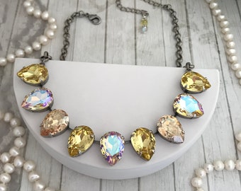 YELLOW HONEY Pear Cut Crystal Necklace, Pale Canary Yellow and Champagne, Pastel Yellow and Gold, Tear Drop Crystal Jonquil Bridal Necklace