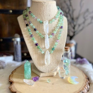 Fluorite Gemstone Choker • Crystal Necklace • Rainbow Fluorite Necklace • Anti Anxiety Gemstone Necklace • Aura Quartz Point • Gift for Her