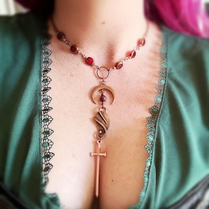 Elven Sword Necklace • Copper Sword Pendant • Knightcore Jewelry • Medieval Renaissance Necklace • Garnet Fantasy Jewelry • Bookish Gift