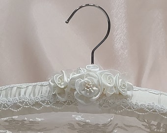 Wedding Dress Hanger For Bride, Padded Hanger, Bridal Shower Gift For Bride To Be, Bride To Be Hanger Satin, Photo Prop, Wedding Keepsake