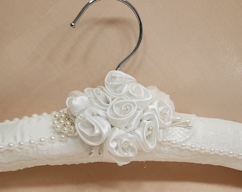 Bride Wedding Dress Hanger, White lace, Padded Hanger, Satin Roses, Bridal Shower Gift For Bride, Photography Prop, Wedding Keepsake Gift