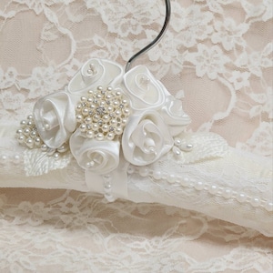 Wedding Dress Hanger For Bride, Hanger For Brides Dress, Padded Hanger, Bridal Shower Gift For Bride, Photography Prop, Wedding Keepsake
