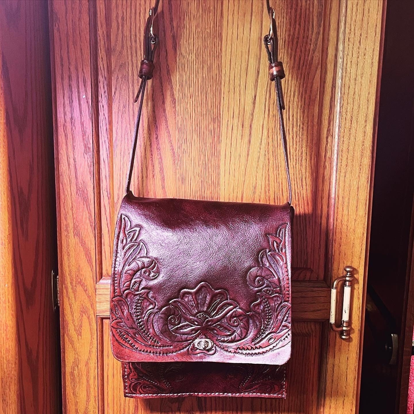 Verticle Leather Messenger Bag | Etsy