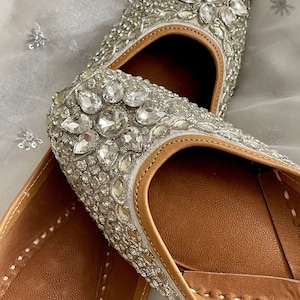 Silver Juttis Punjabi Jooti Women Shoes Khussa Embroidered pumps Bridal Shoes