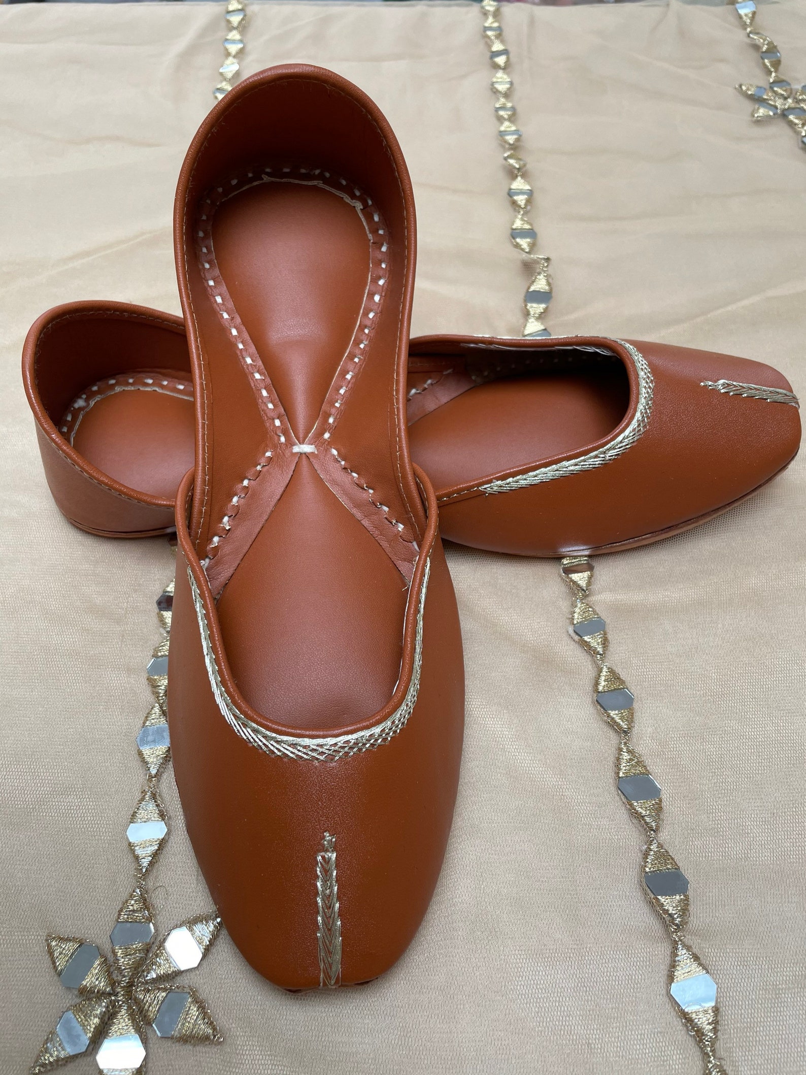 Leather Juttis Punjabi Jooti Women Shoes Khussa Embroidered Etsy