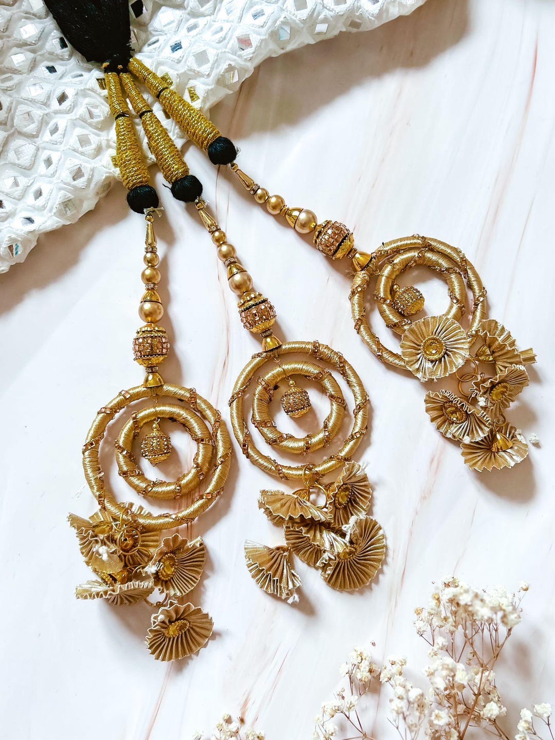 Paranda Gold Latkans Parandi Parandey Bodas temáticas punjabi Phulkari  Patiala Sangeet Mehendi Maiyoon - Etsy México, image size:1080x1440