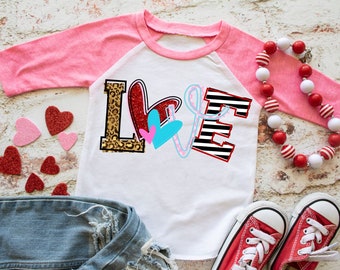 READY TO SHIP, Love Valentine Shirt, Girl Valentines Day Shirt, Raglan, Valentine Baseball Shirt, Heart Love Shirt, Screen Print Transfers