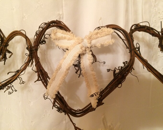 Rustic Heart Wedding Garland, Grapevine Heart Garland, Wedding Garland, Bridal Decor, Burlap