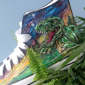 Adult dino converse best sale