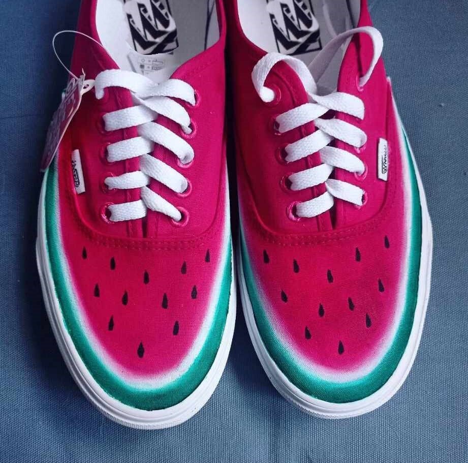 kighul fisk og skaldyr Besiddelse Custom Watermelon Shoes Personalized Hand Painted Watermelon - Etsy